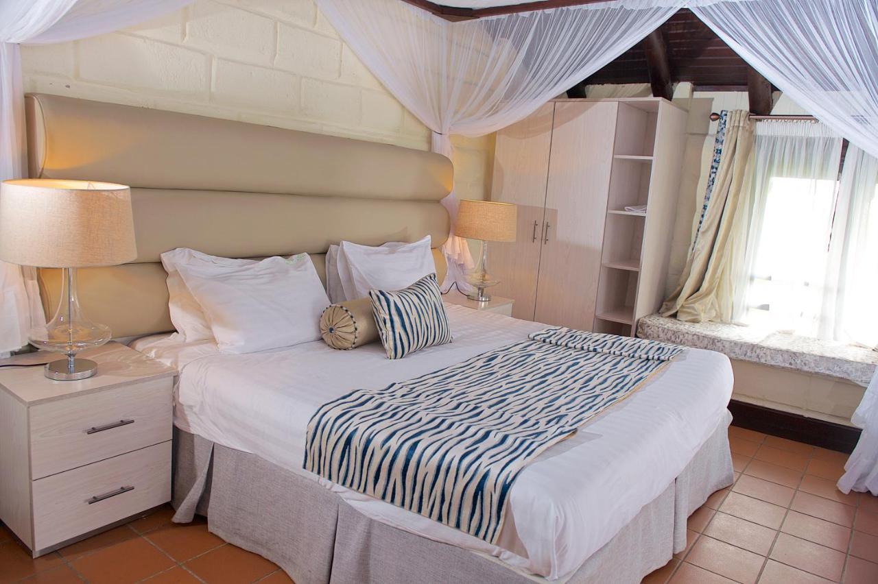 เกรท ริฟท์ วัลเลย์ ลอดจื แอนด์ กอล์ฟ รีสอร์ต Hotel ไนวาชา ภายนอก รูปภาพ