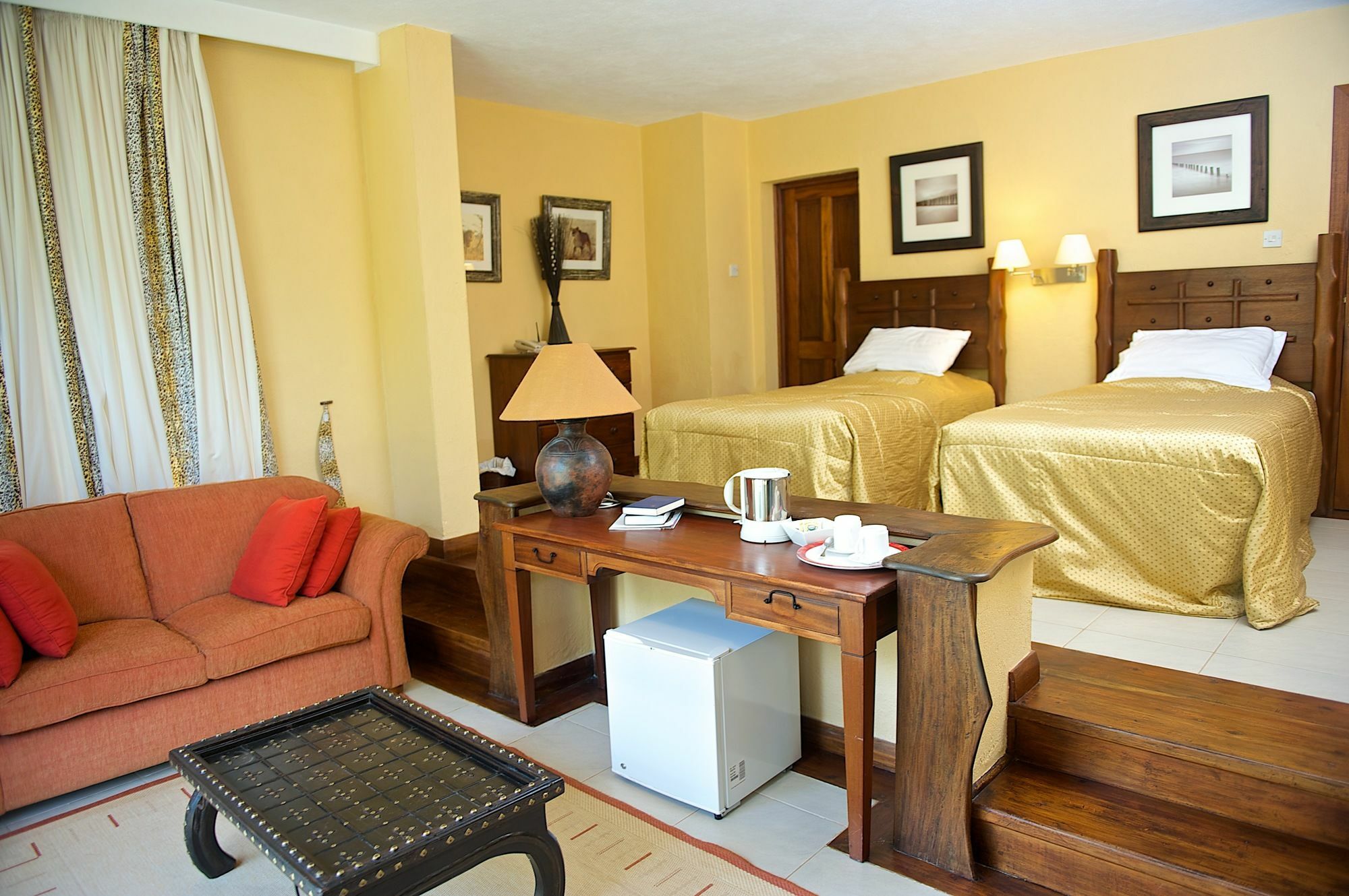 เกรท ริฟท์ วัลเลย์ ลอดจื แอนด์ กอล์ฟ รีสอร์ต Hotel ไนวาชา ภายนอก รูปภาพ